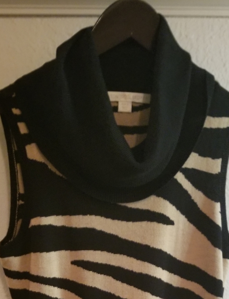 Sweater - Picture 2 of 3